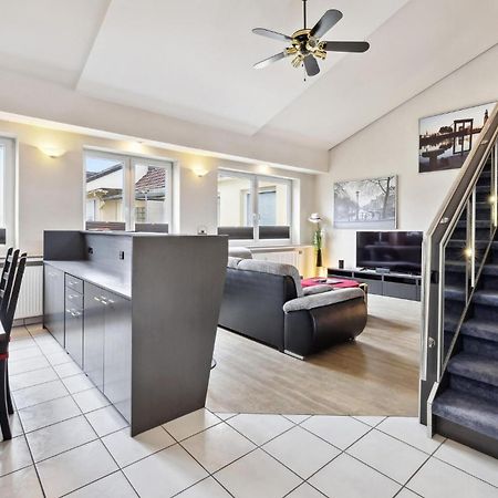 Amazing Apartment In Bremerhaven With Kitchen Exteriör bild